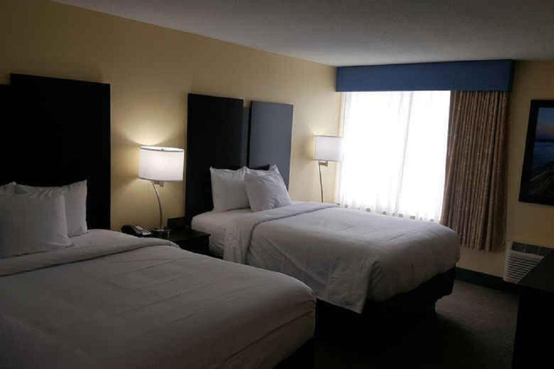 Days Inn & Suites By Wyndham Grand Rapids Near Downtown Wyoming Buitenkant foto