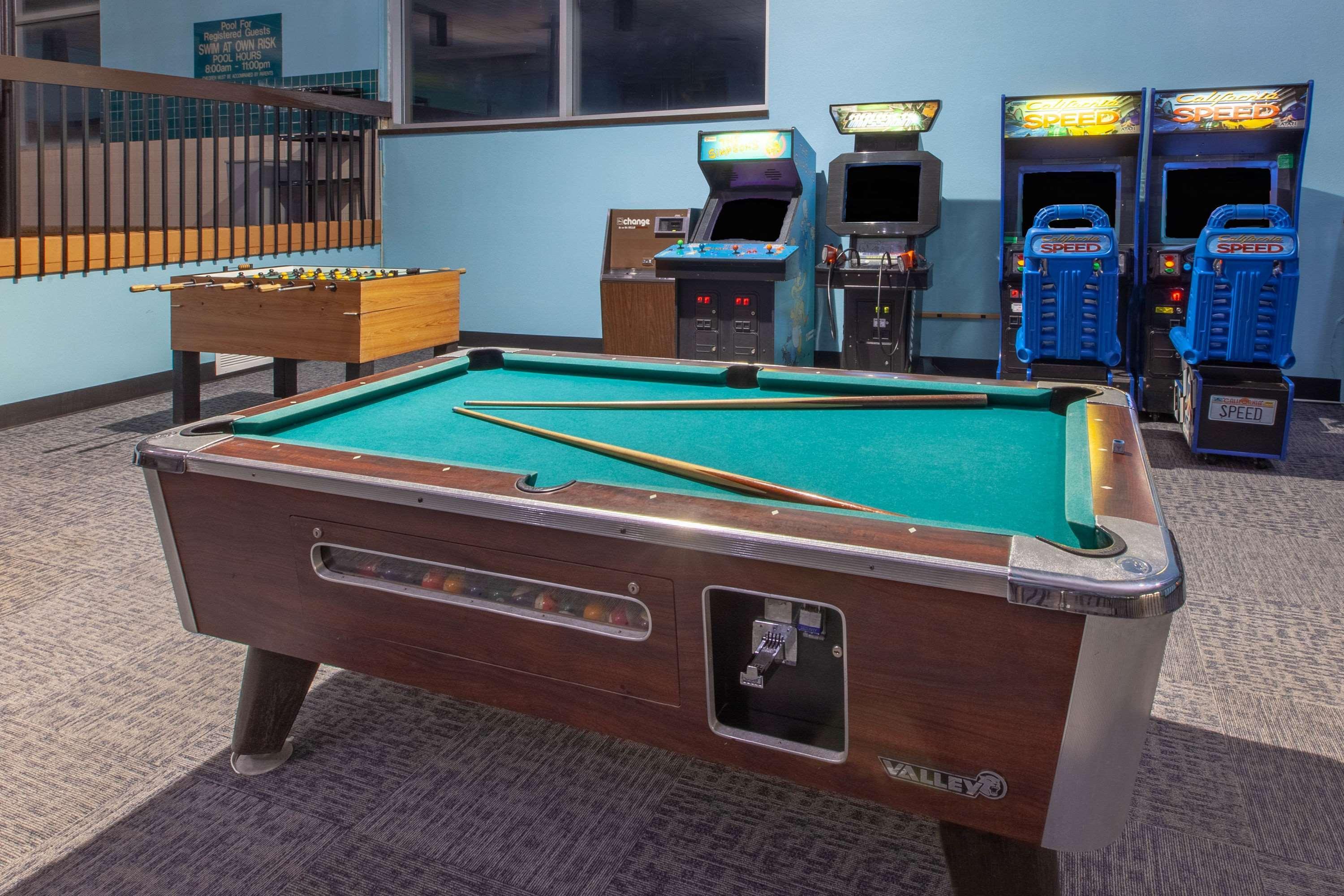 Days Inn & Suites By Wyndham Grand Rapids Near Downtown Wyoming Buitenkant foto