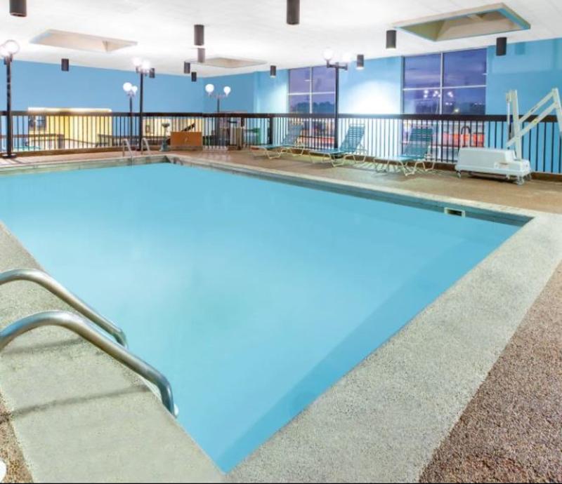 Days Inn & Suites By Wyndham Grand Rapids Near Downtown Wyoming Buitenkant foto